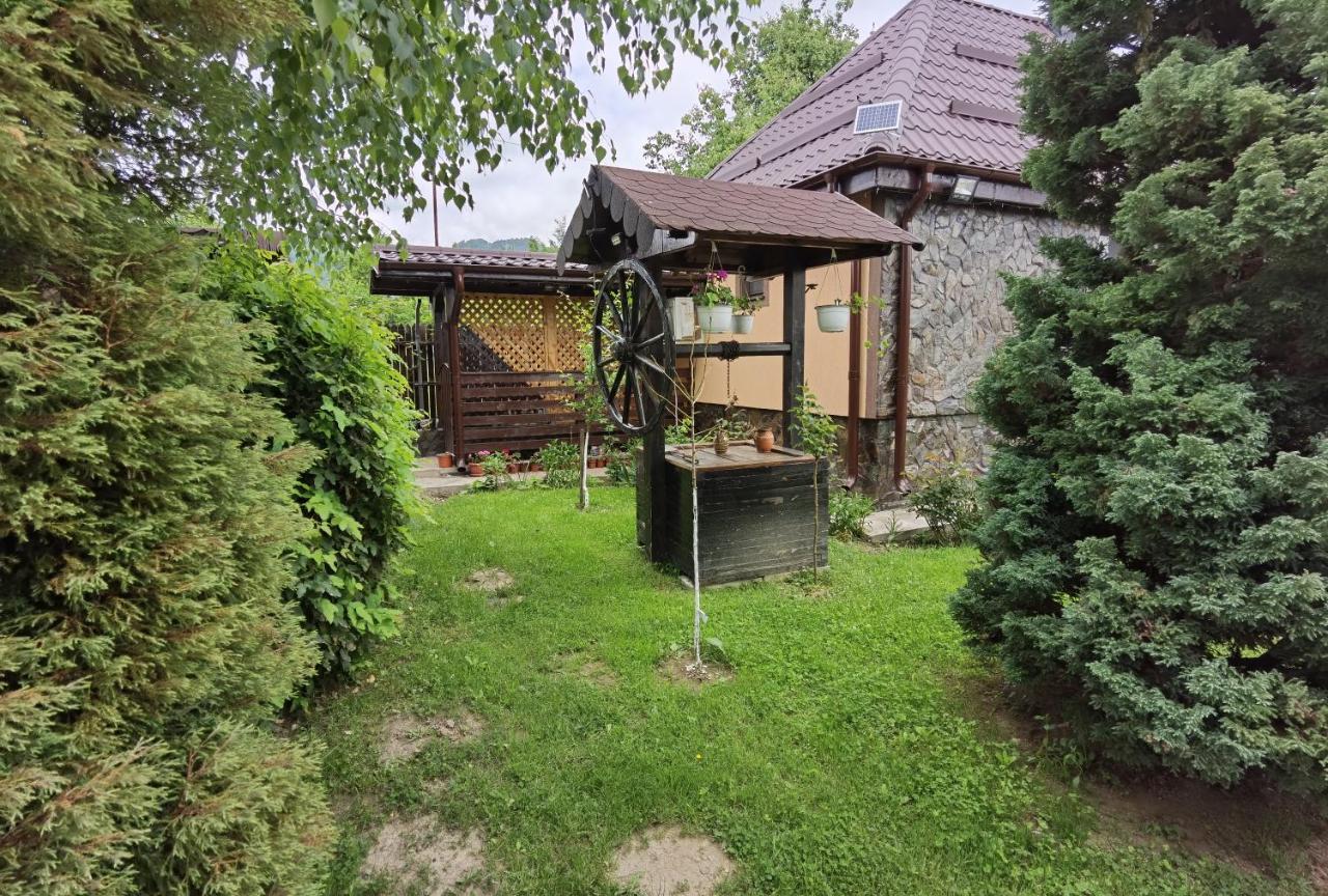 Conacul Caterinei Hotel Половраги Екстериор снимка